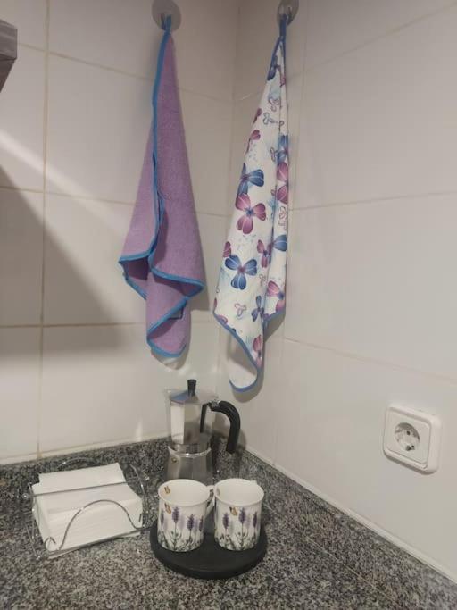 Centrico Y Cosmopolita Appartement Madrid Buitenkant foto